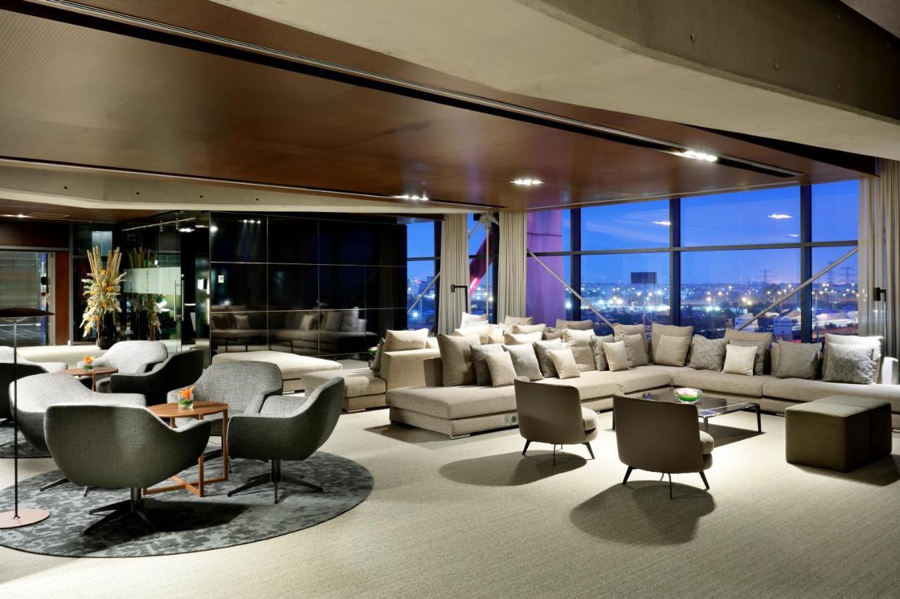 Hotel Hyatt Regency Barcelona Tower L'Hospitalet de Llobregat Esterno foto The Sky Bar