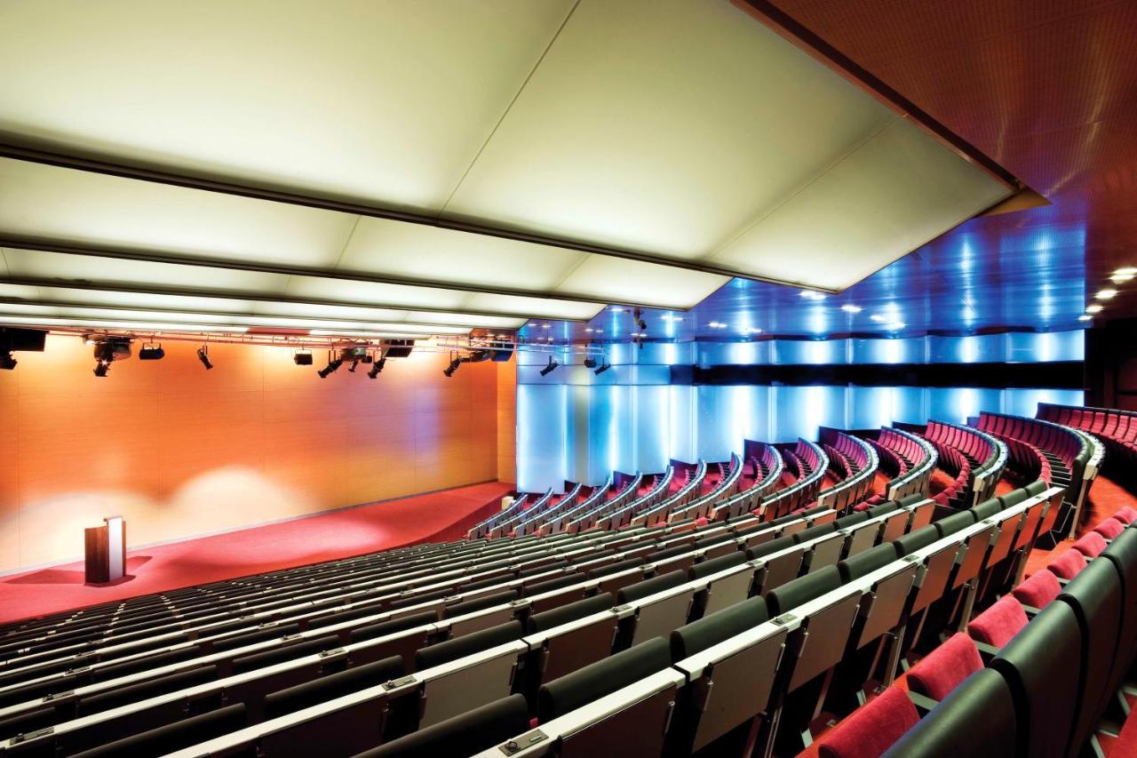 Hotel Hyatt Regency Barcelona Tower L'Hospitalet de Llobregat Esterno foto The Auditorium