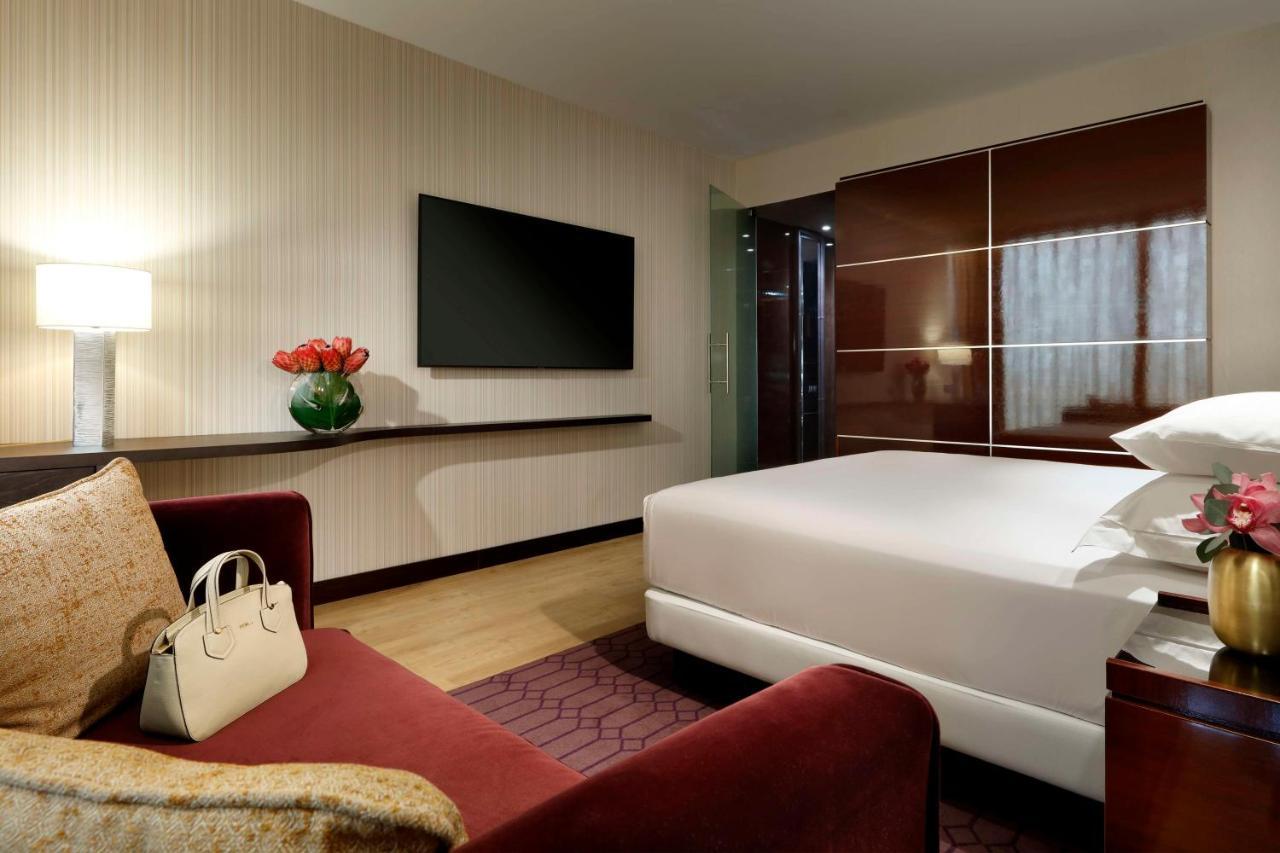 Hotel Hyatt Regency Barcelona Tower L'Hospitalet de Llobregat Esterno foto