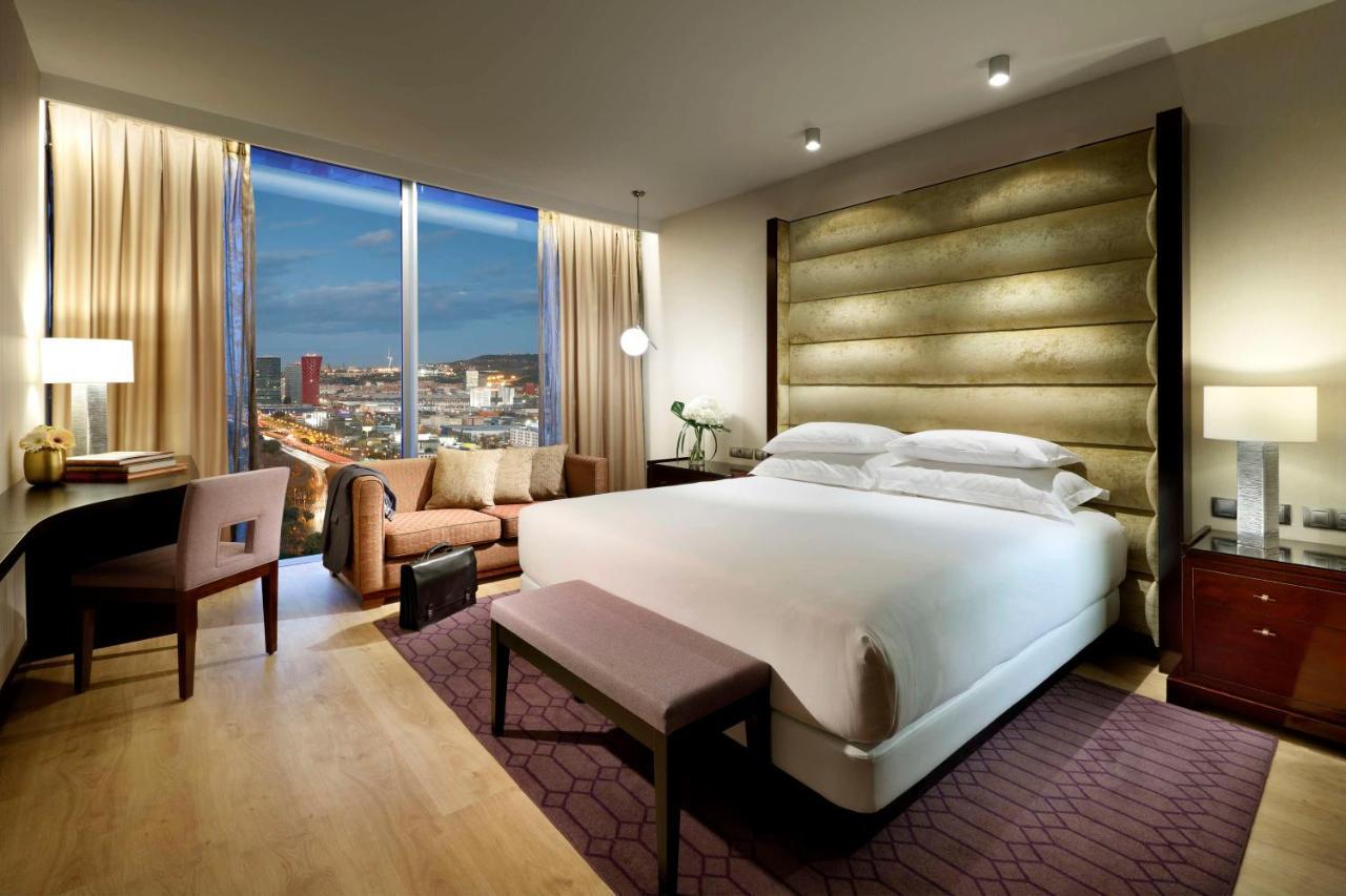 Hotel Hyatt Regency Barcelona Tower L'Hospitalet de Llobregat Esterno foto