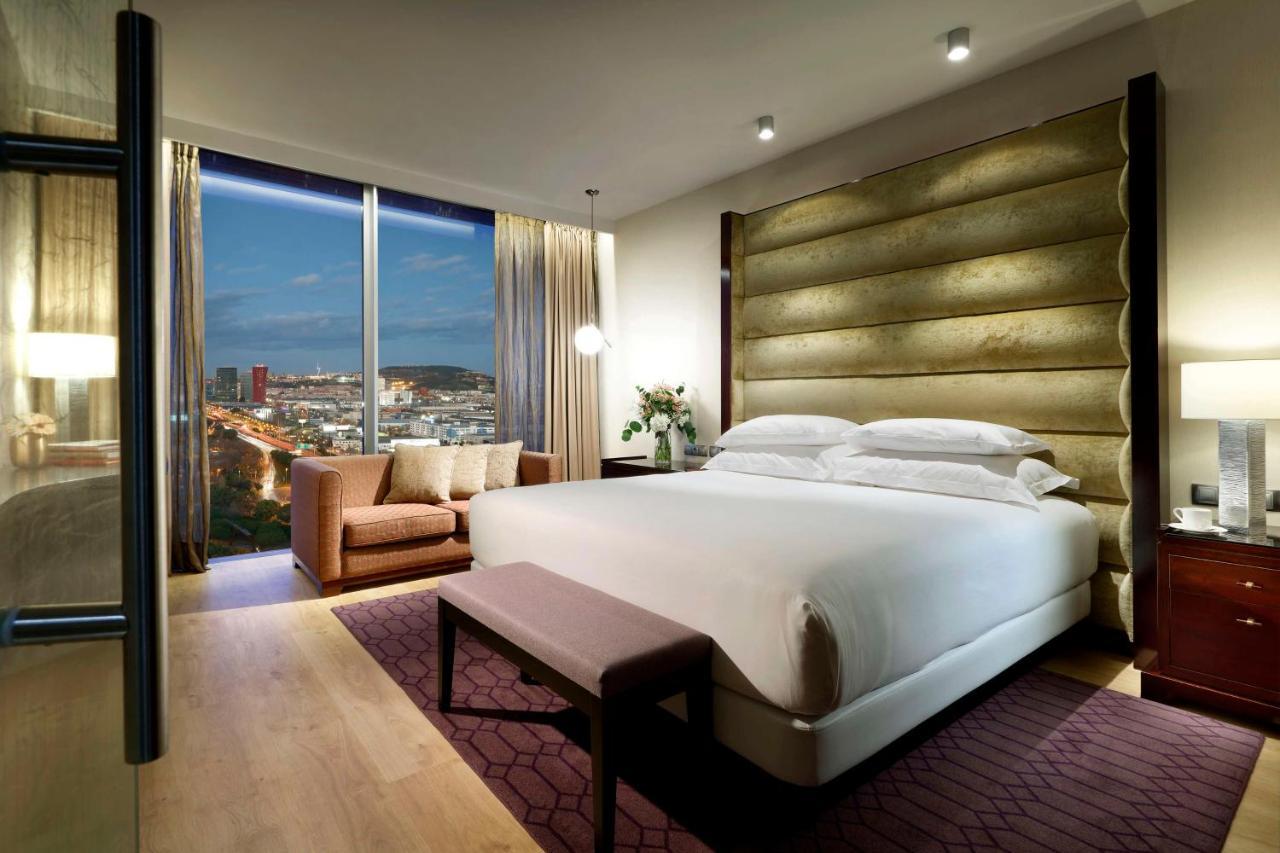Hotel Hyatt Regency Barcelona Tower L'Hospitalet de Llobregat Esterno foto