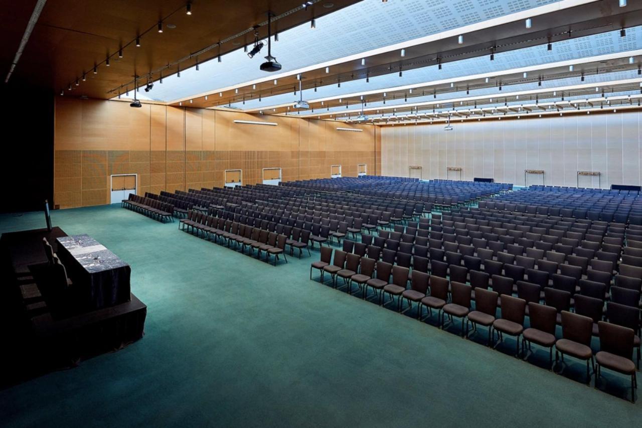 Hotel Hyatt Regency Barcelona Tower L'Hospitalet de Llobregat Esterno foto The conference hall