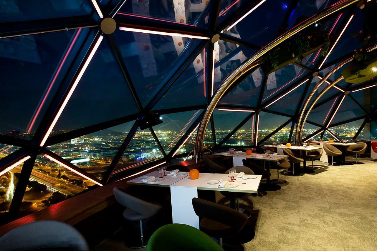 Hotel Hyatt Regency Barcelona Tower L'Hospitalet de Llobregat Esterno foto The Dome